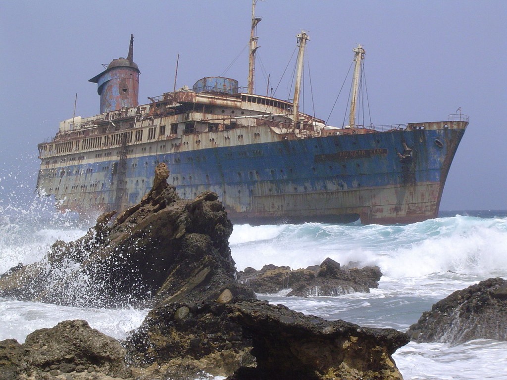 Most Incredible Shipwrecks: The American Start in 2004 (source: wiki)