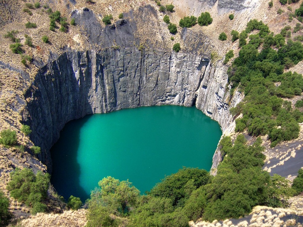 The Big Hole (Kimberley Mine), South Africa (source: wiki)