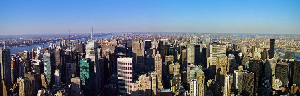 The United States has the 9th longest coastline (Skyline of Manhattan)