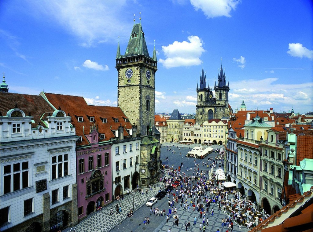 Most Famous City Squares: Old Town Square, Prague, Czech Republic (source: wiki)