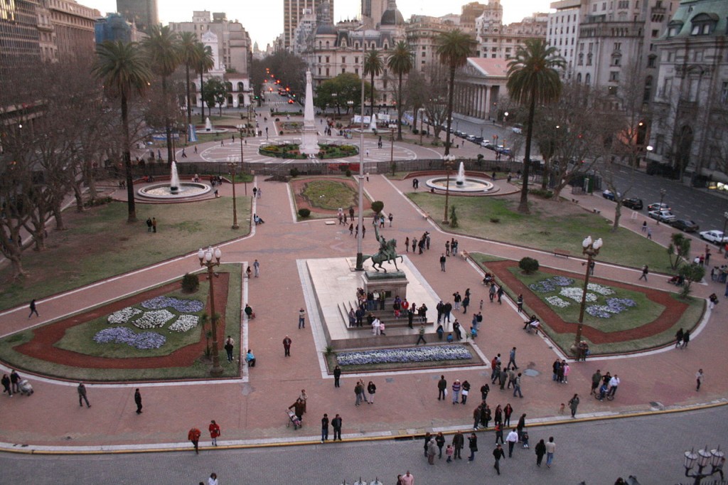 Most Famous City Squares: Plaza de Mayo, Buenos Aires, Argentina (source: wiki)