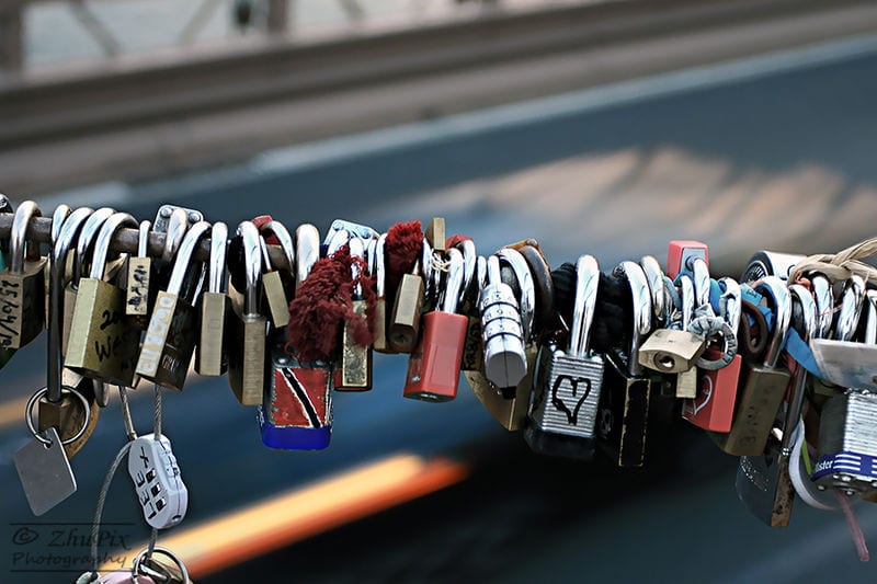 Awesome Love Locks Locations: Brooklyn Bridge, NYC, New York