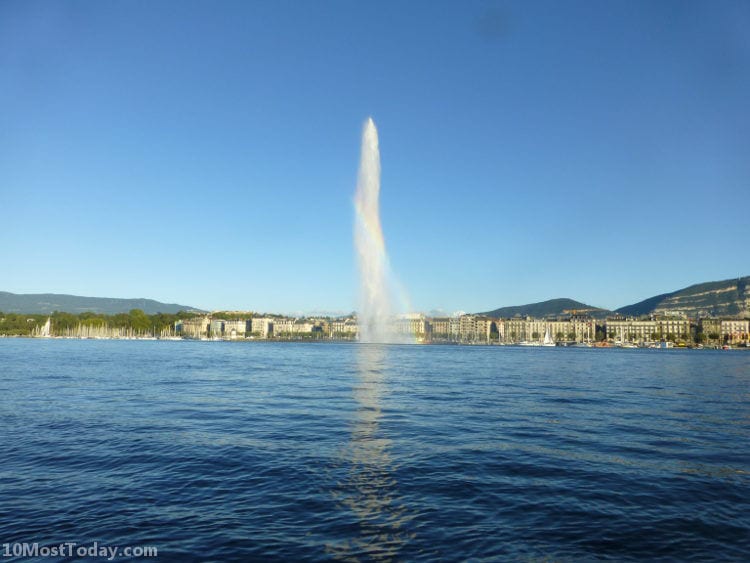 Best Attractions In Geneva: Jet d'Eau